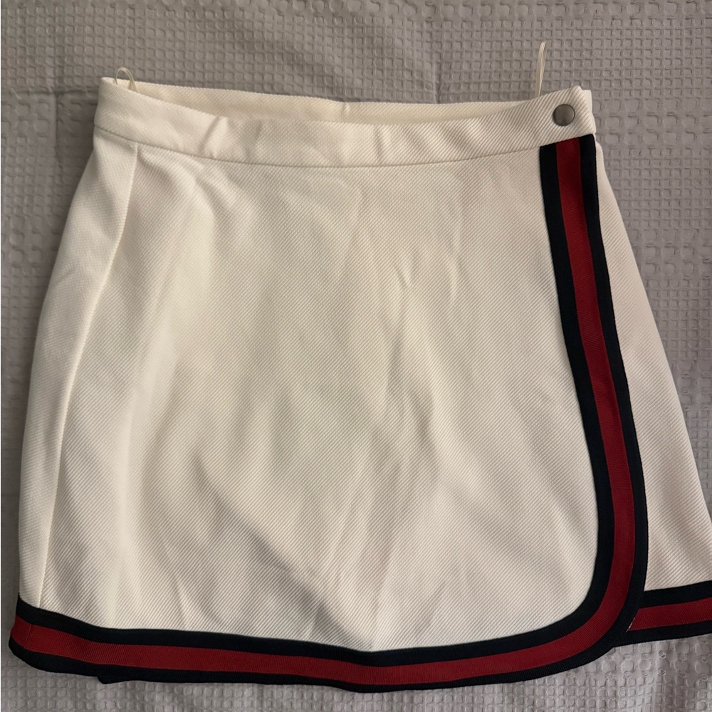 Gucci Cream Skirt with Black and Red Accents